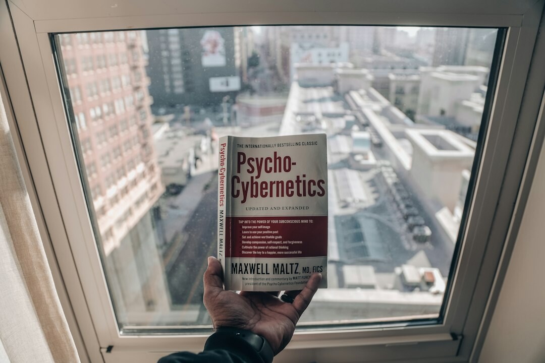 criminal psychology book